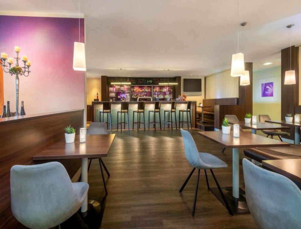 Hotel bar and lounge