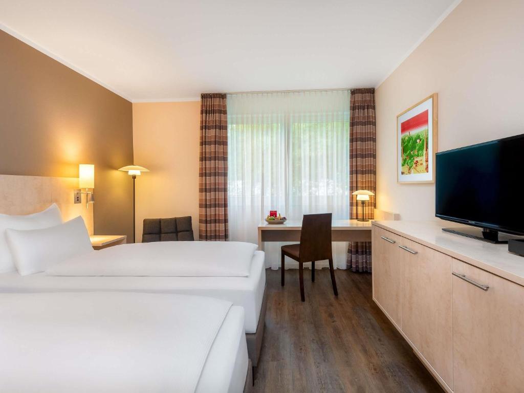 Superior room with city view